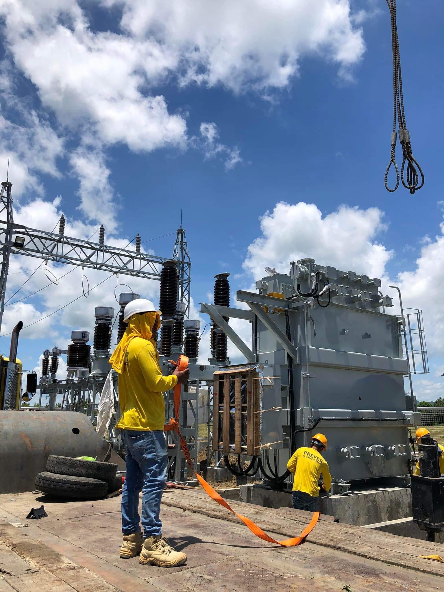 unloading-of-new-15mva-power-transformer-of-banate-substation-in-brgy